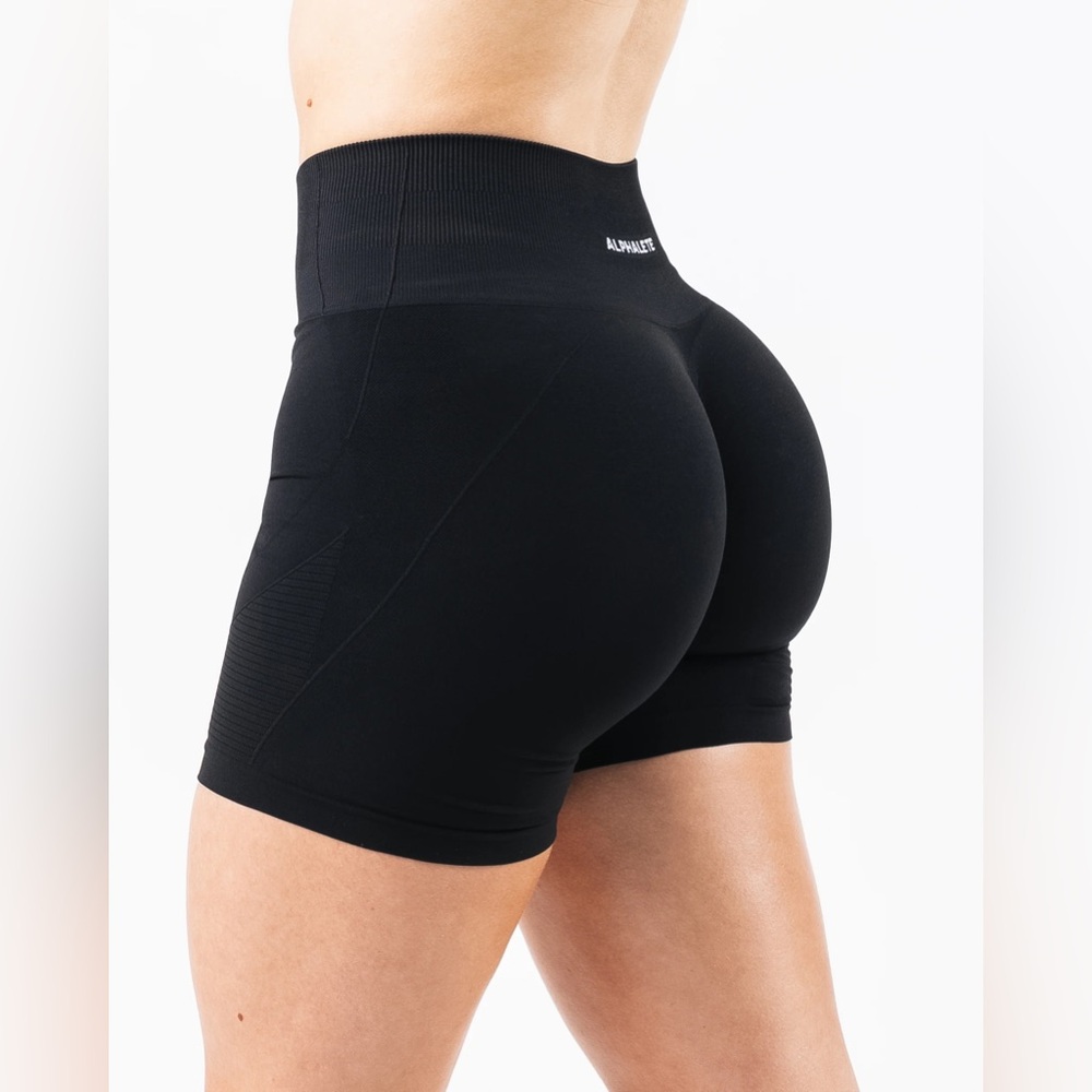 Alphalete Revive Short - Black - Brand New (NWT)!